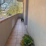 Spacious 4br & Prime Location And Comfort