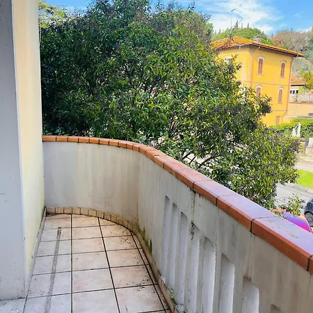 Spacious 4br & Prime Location And Comfort Apartment Ponte San Giovanni