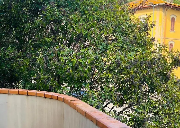 Spacious 4br & Prime Location And Comfort *