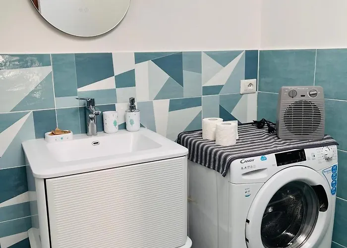 Spacious 4br & Prime Location And Comfort Apartment *