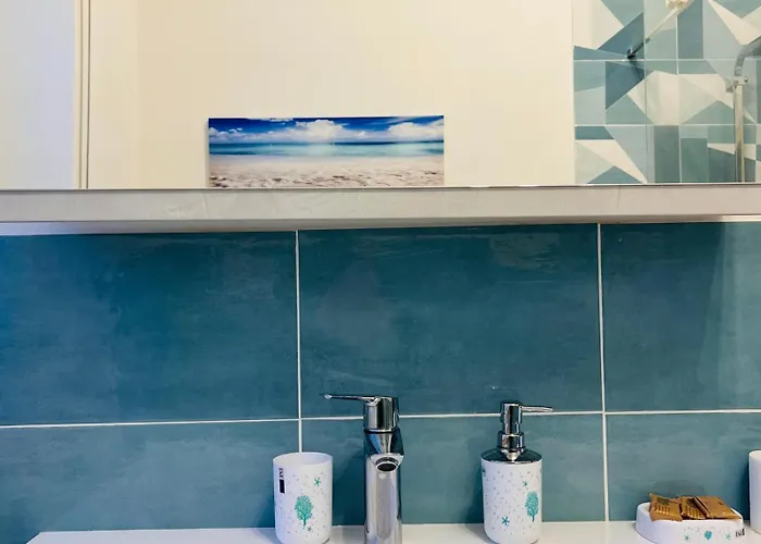 Spacious 4br & Prime Location And Comfort شقة *